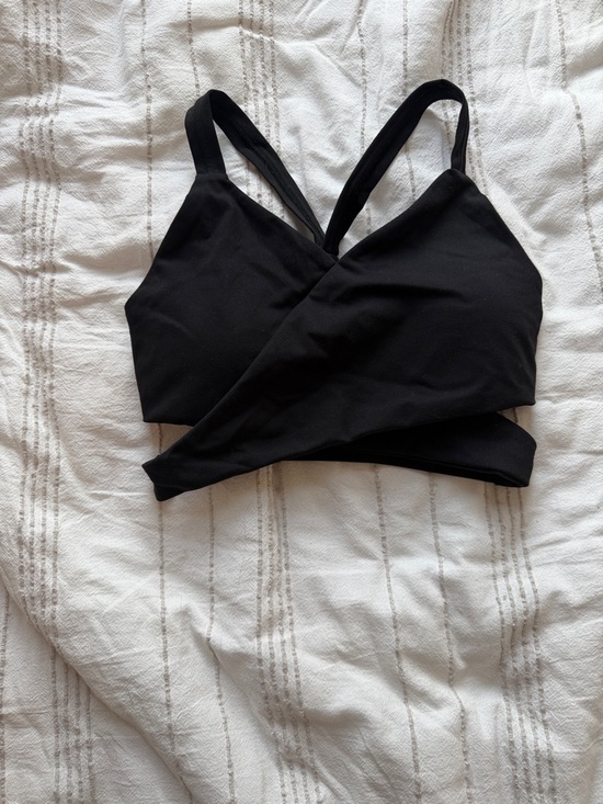 Astoria Activewear Other - Cross-Front Black Sports Bralette